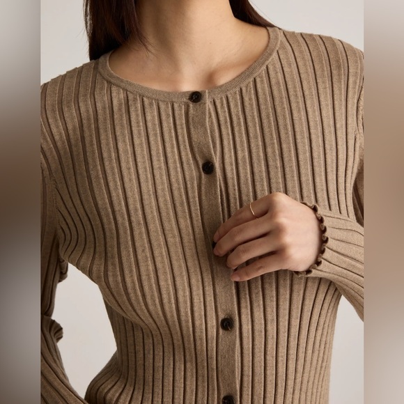 NWOT- Eco-Knit Cropped Rib Cardigan - Picture 2 of 6